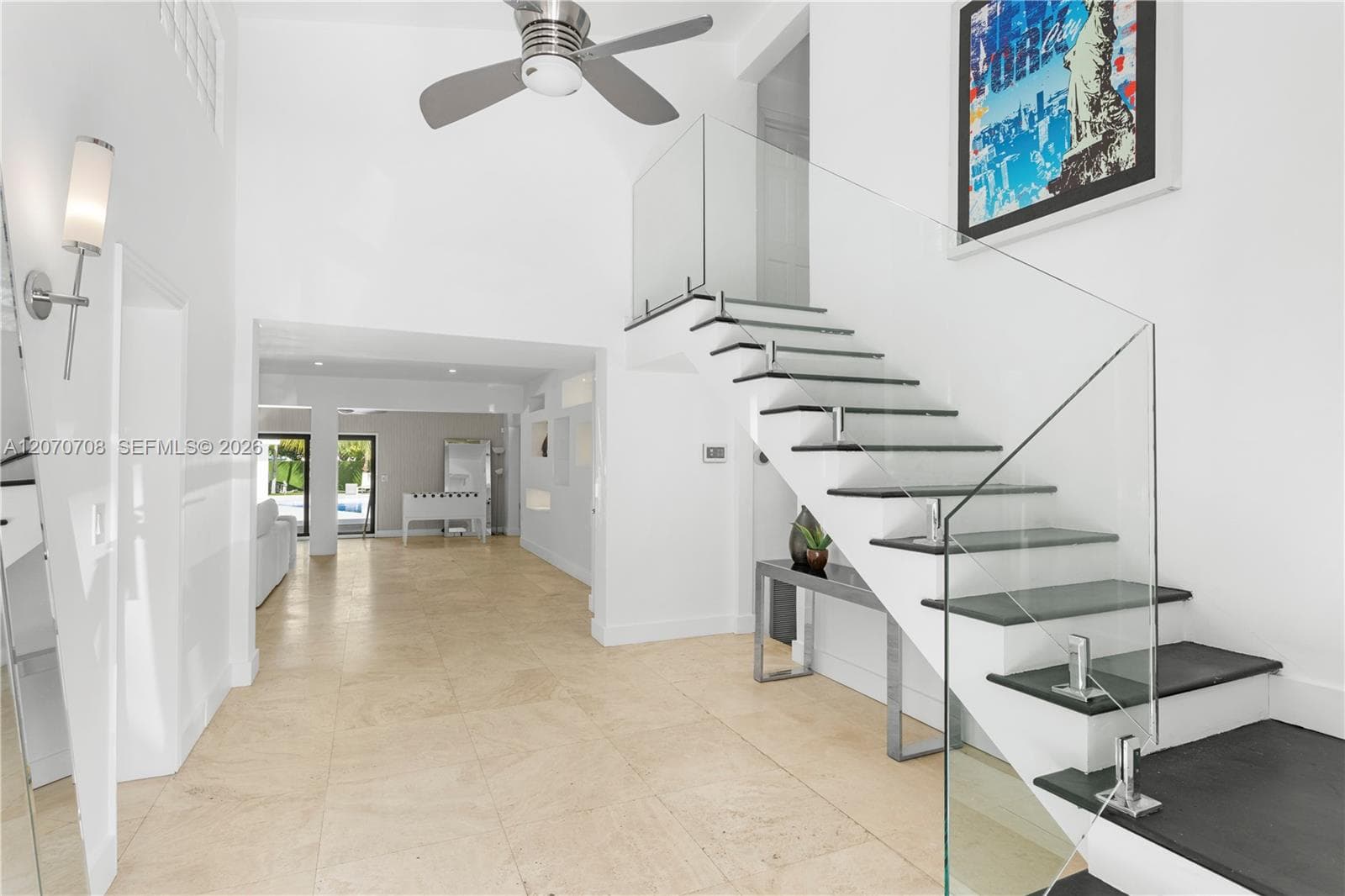 2388 Prairie Ave photo 5