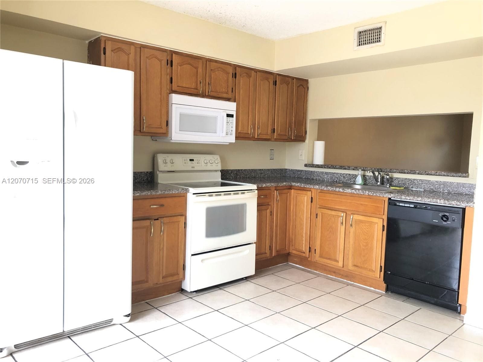 WATERVIEW CONDO · #13-206 in Miami - Photo 6