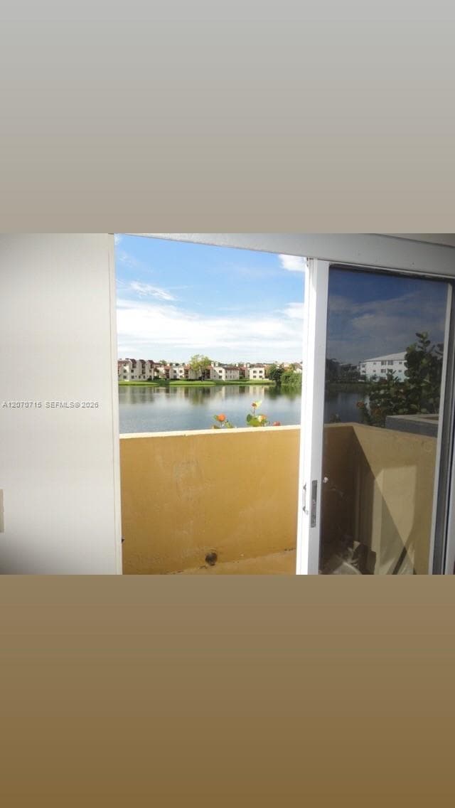WATERVIEW CONDO · #13-206 in Miami - Photo 3