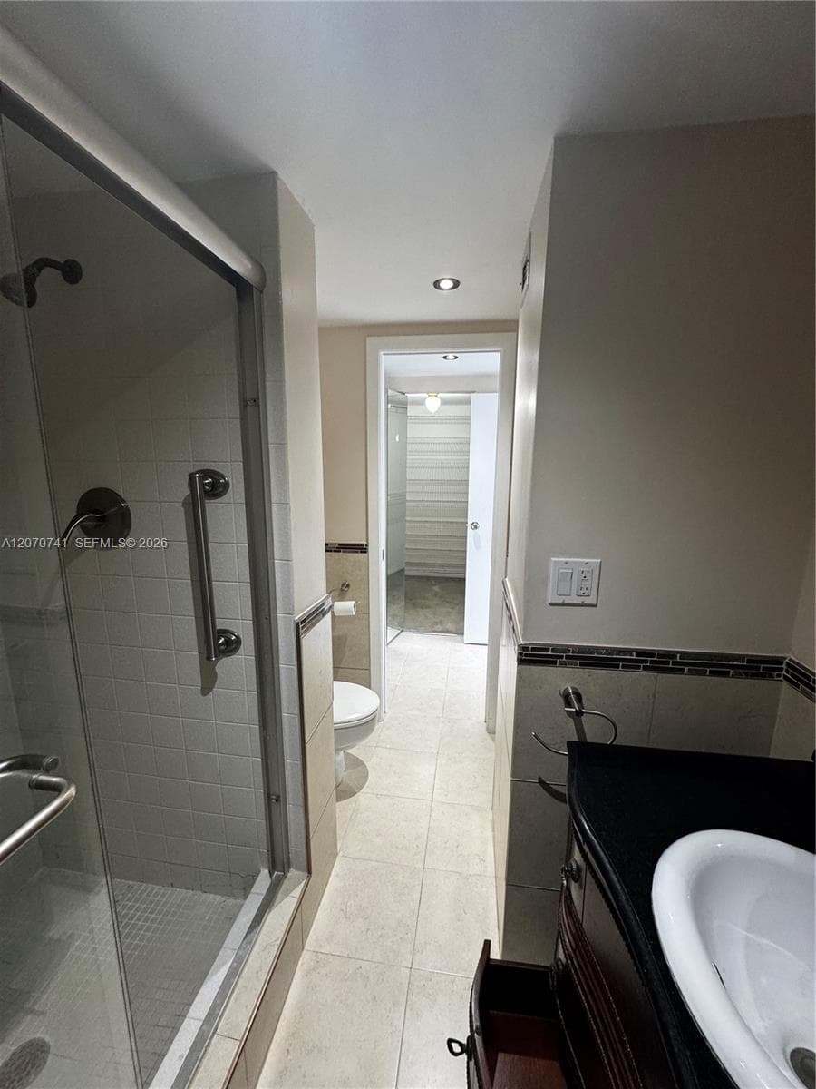 OLYMPUS CONDO PHASE · #622 in Hallandale Beach - Photo 15