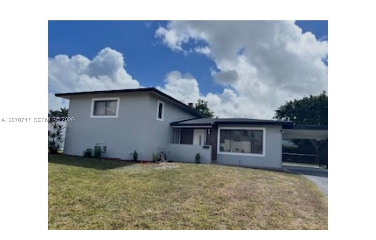 1230 NE 200th Ter photo 1
