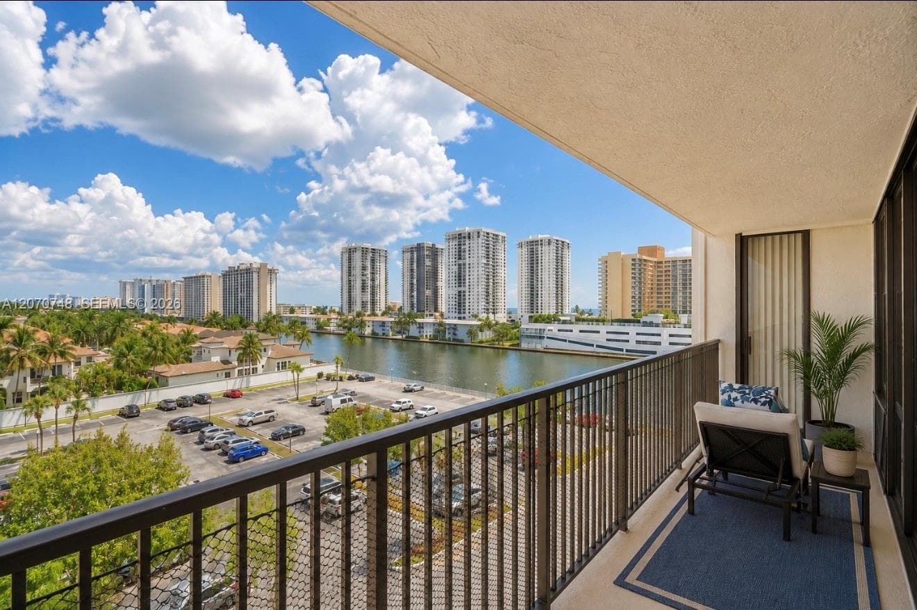 Oceanview Park · #715 in Hallandale Beach - Photo 13