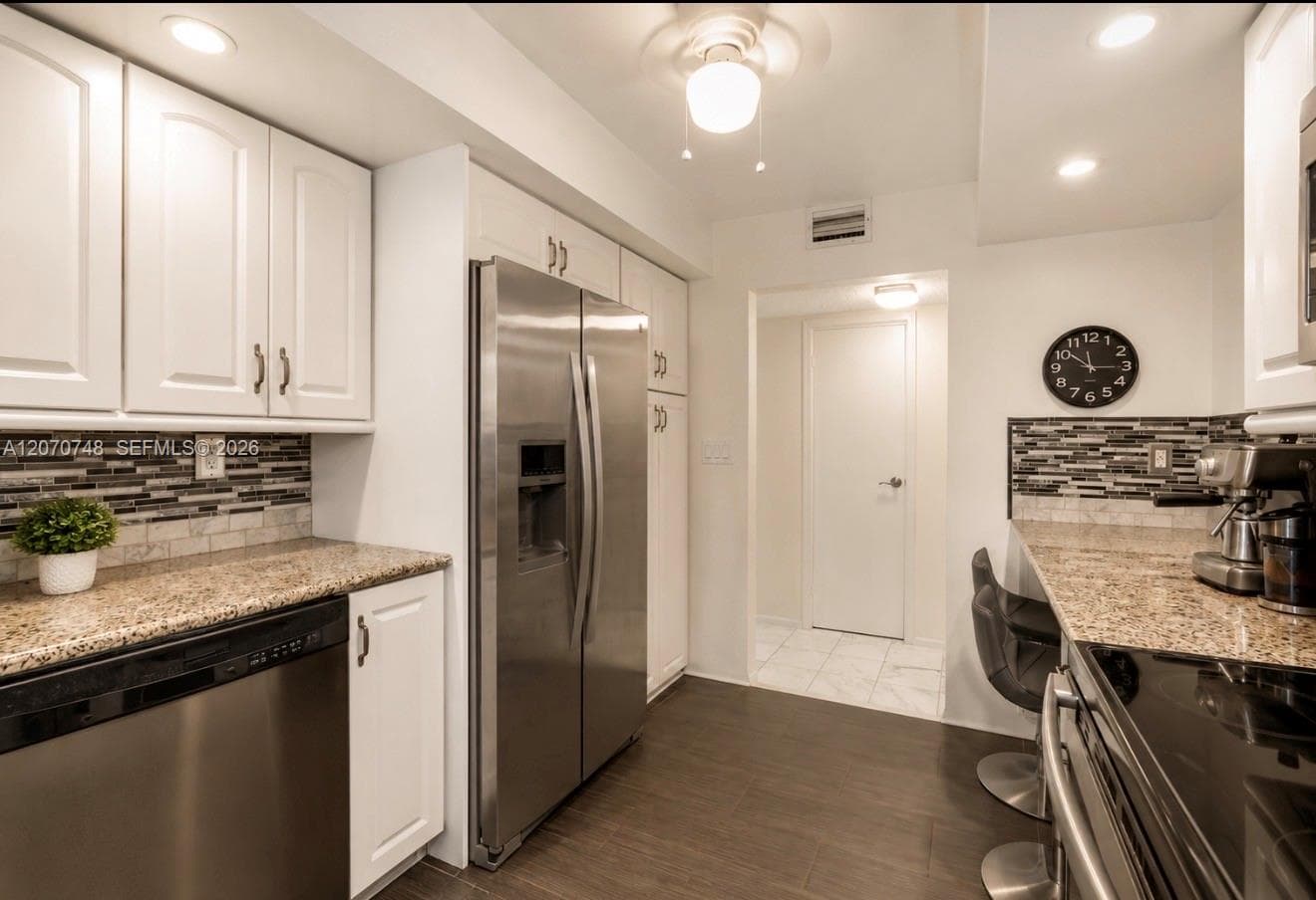 Oceanview Park · #715 in Hallandale Beach - Photo 3