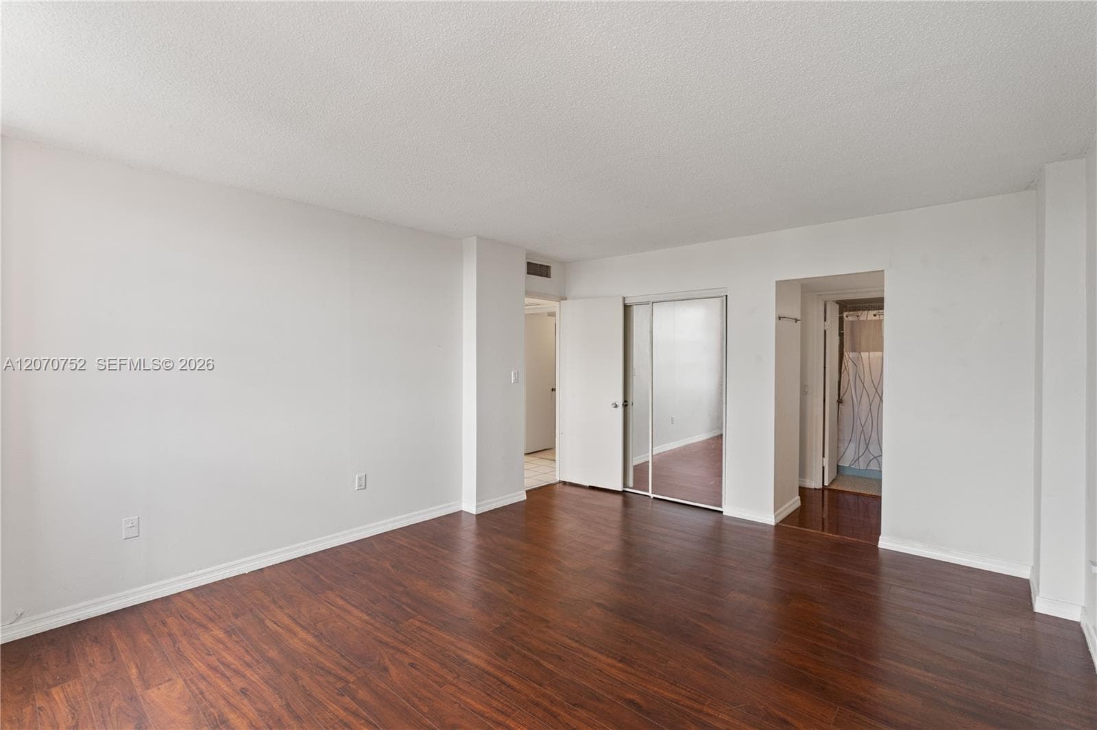 BUCKLEY TOWERS CONDO - EA · #505W in Miami - Photo 24