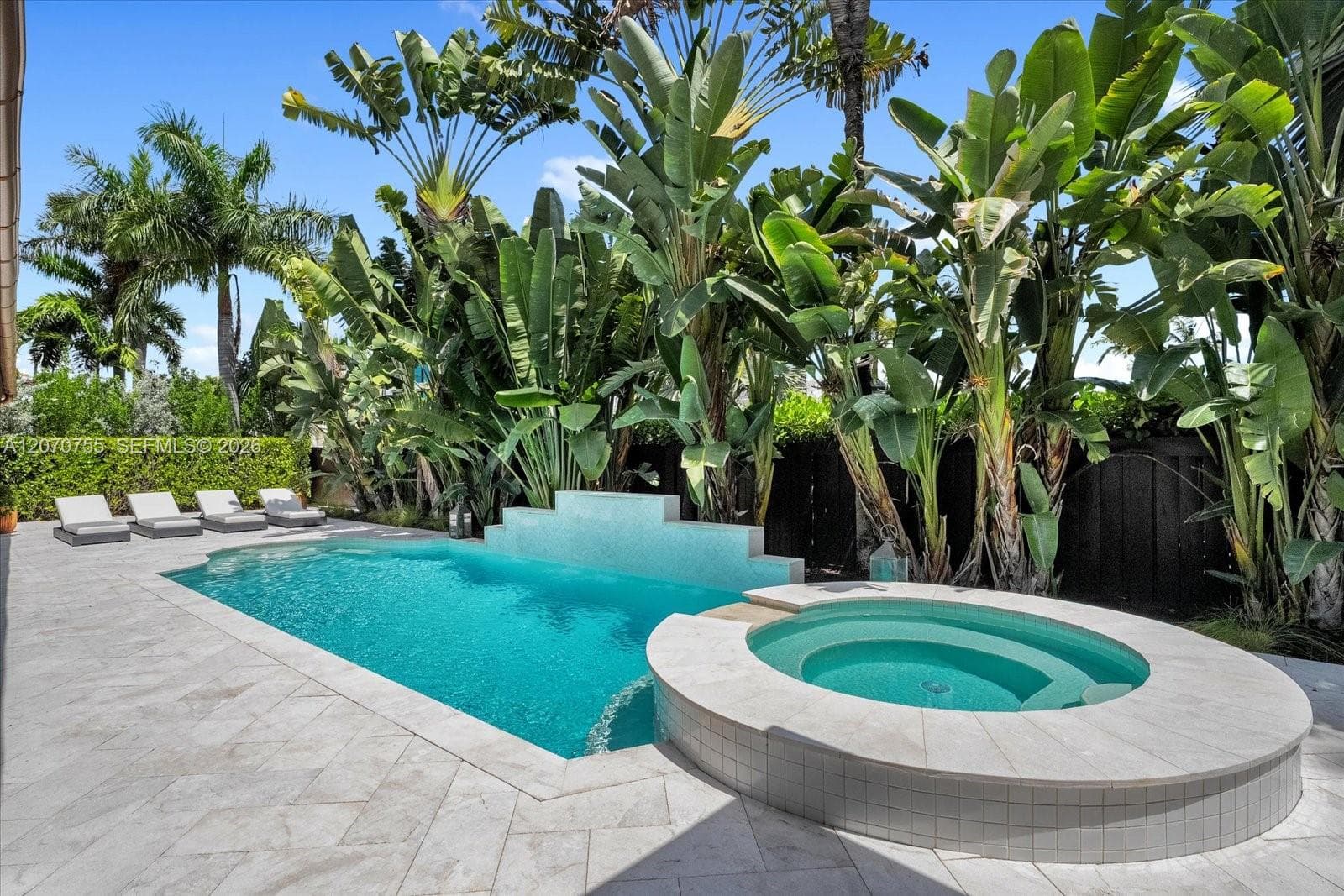 287 Palm Ave photo 31