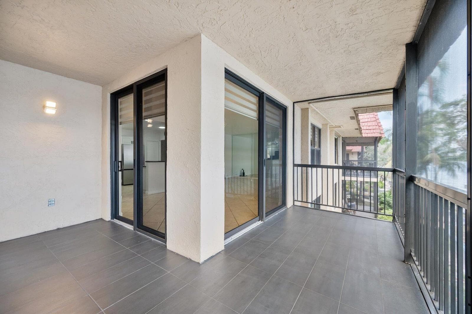 15-740 NE 199 St APT 205G_015