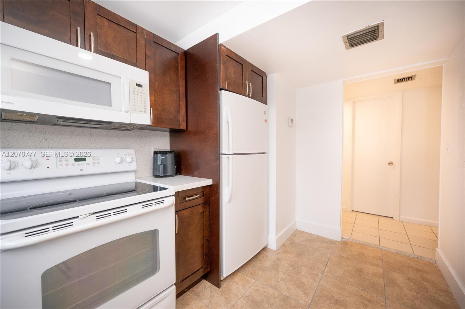EL DORADO BAY CONDO APTS · #2C in Miami - Photo 21