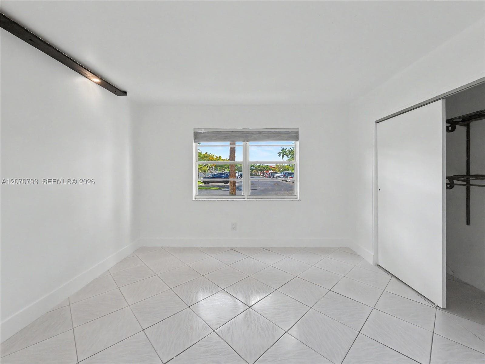 SUMMIT CHASE · #102 in Miami - Photo 10
