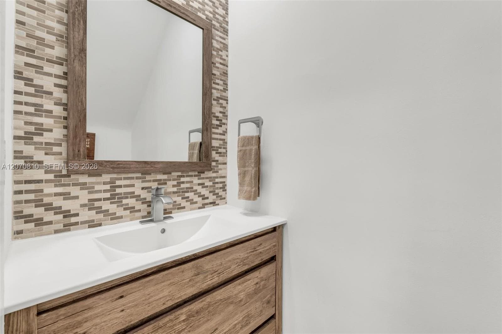 BEACH CLUB VILLAS CONDO · #34 in North Miami Beach - Photo 29