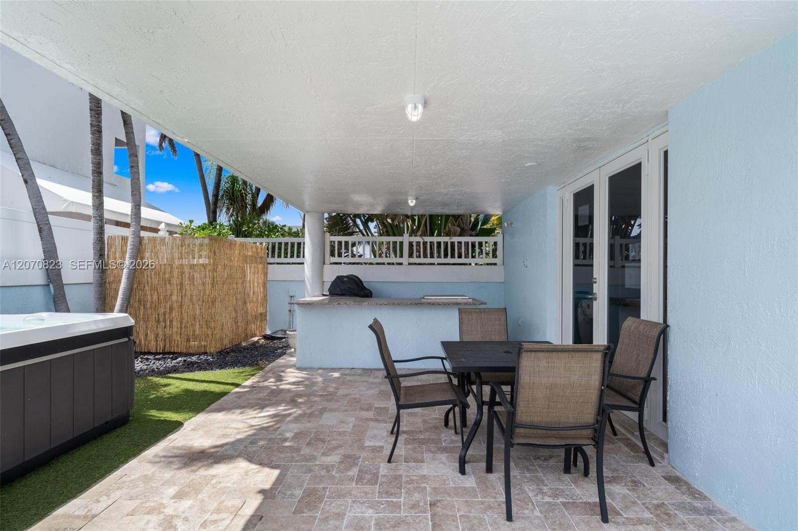 311 N N Surf Rd photo 46