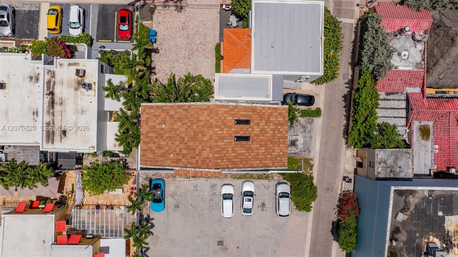 311 N N Surf Rd photo 59