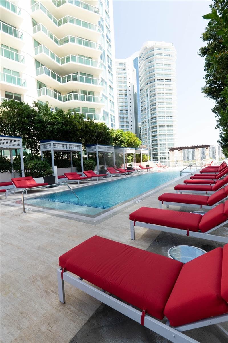 150 Sunny Isles Blvd #1-TH403 photo 21