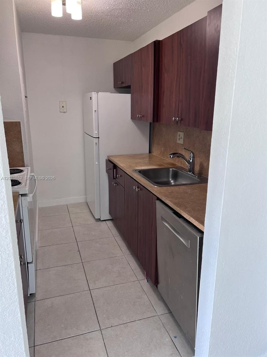MAGNOLIA LANE CONDO · #108-1 in Miami - Photo 2