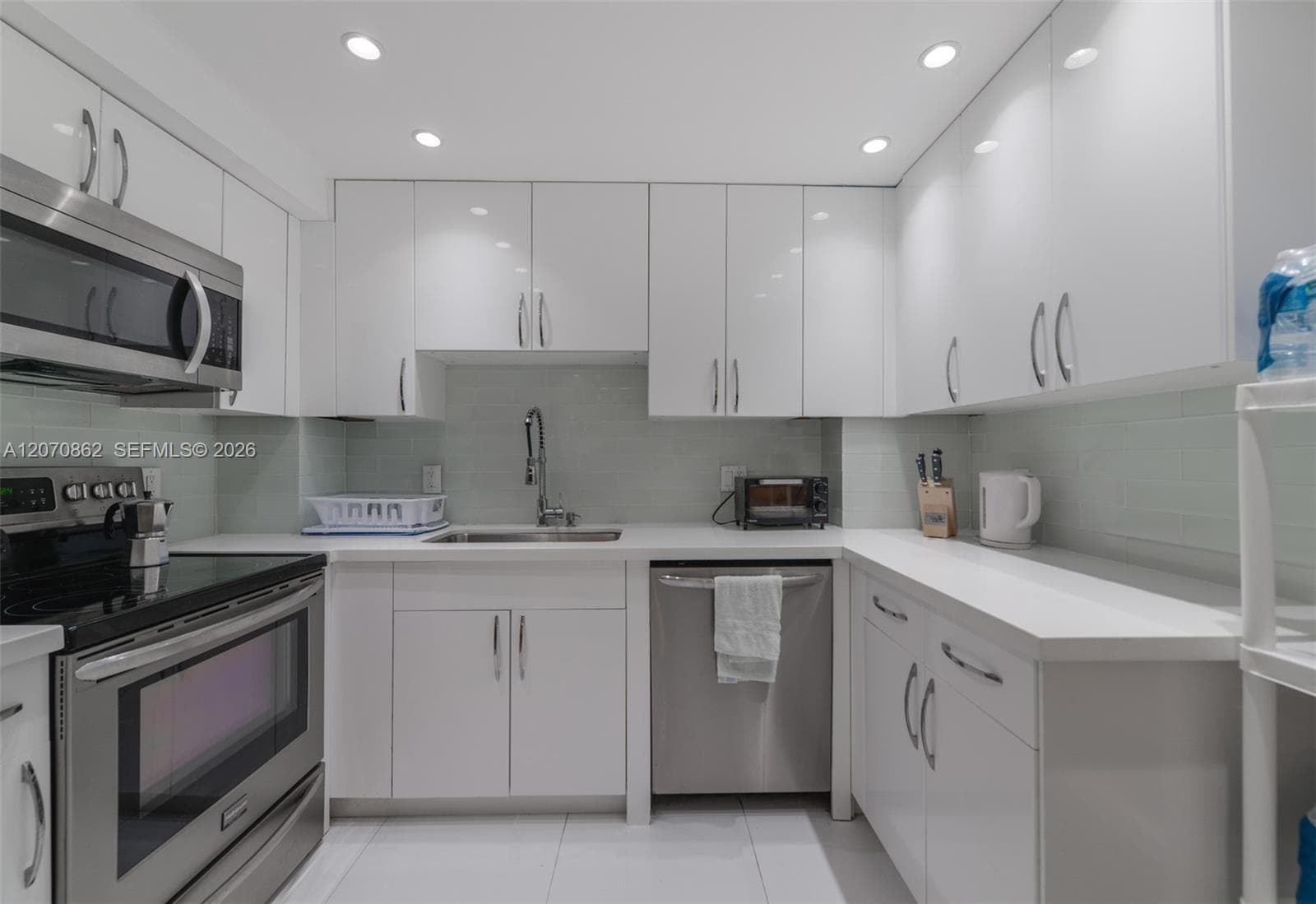 HEMISPHERES CONDO · #7G in Hallandale Beach - Photo 9