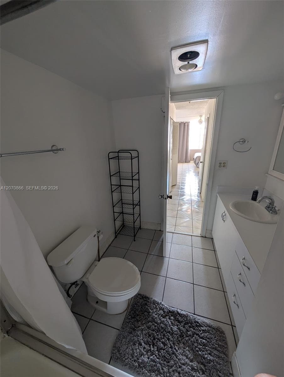 COMMODORE PLAZA CONDO · #1903 in Aventura - Photo 14