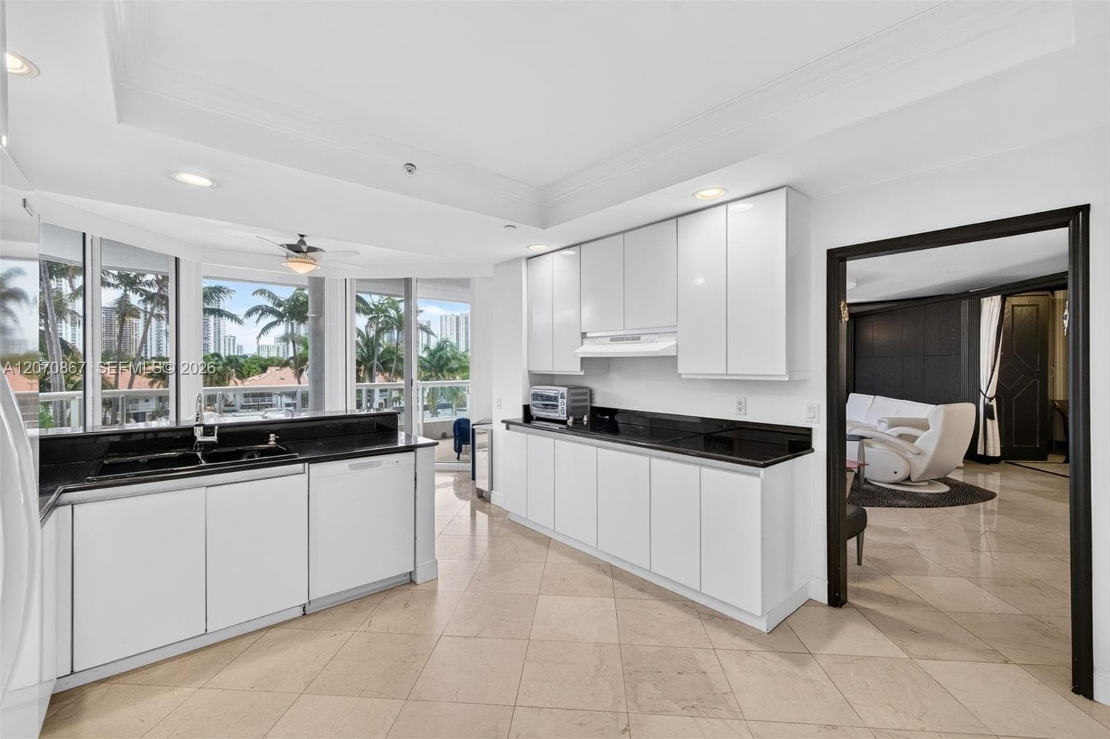 ATLANTIC III AT THE POINT · #403 in Aventura - Photo 16