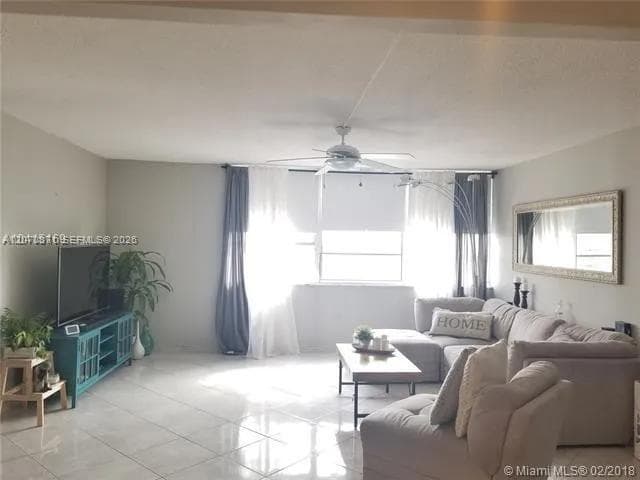 BUCKLEY TOWERS CONDO - EA · #1215W in Miami - Photo 9