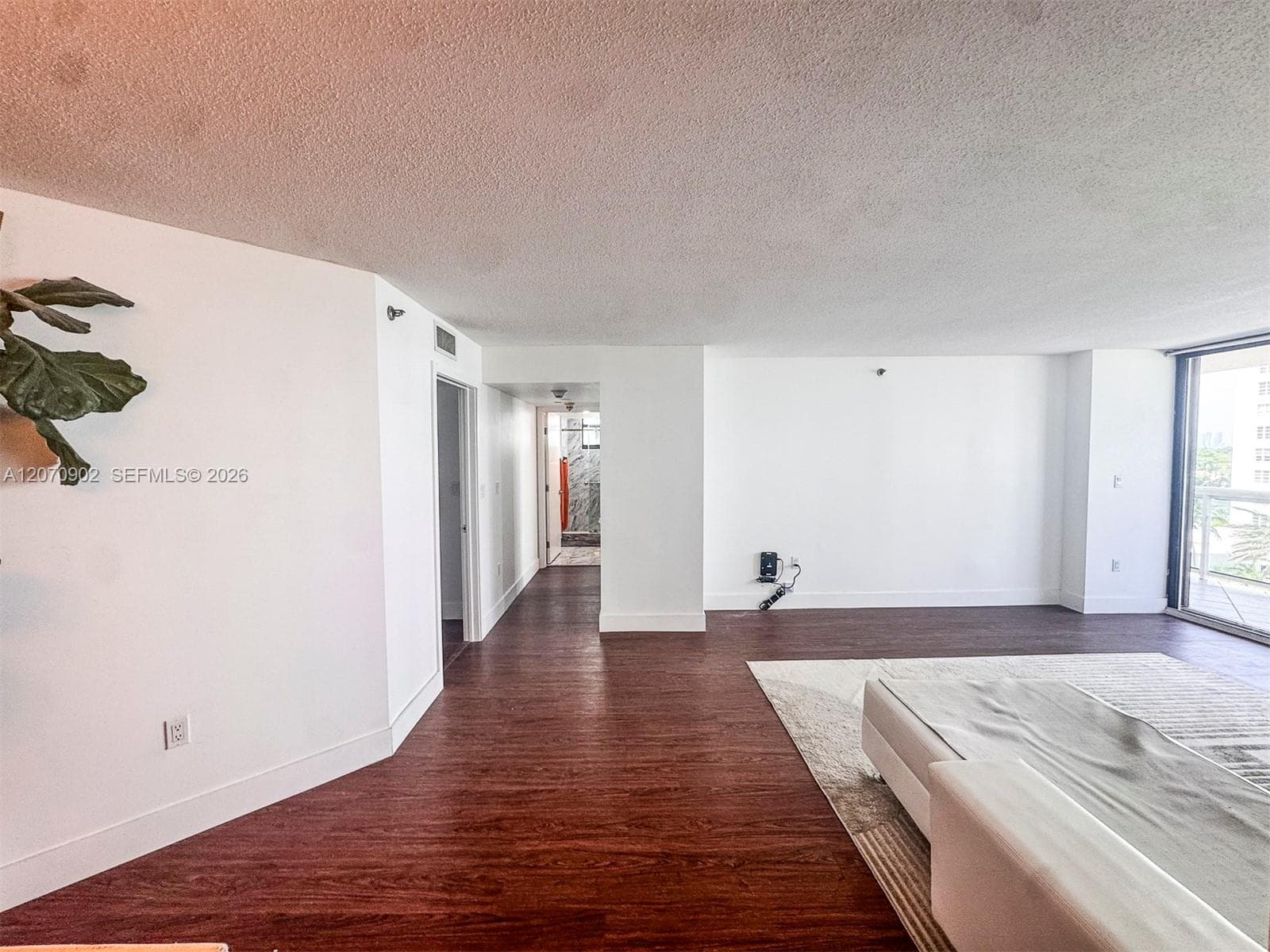 LEXCELLENCE CONDO · #703 in Miami Beach - Photo 16