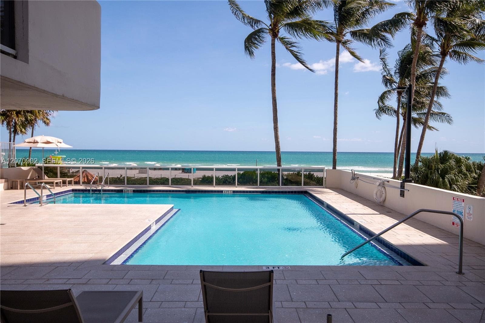 LEXCELLENCE CONDO · #703 in Miami Beach - Photo 10