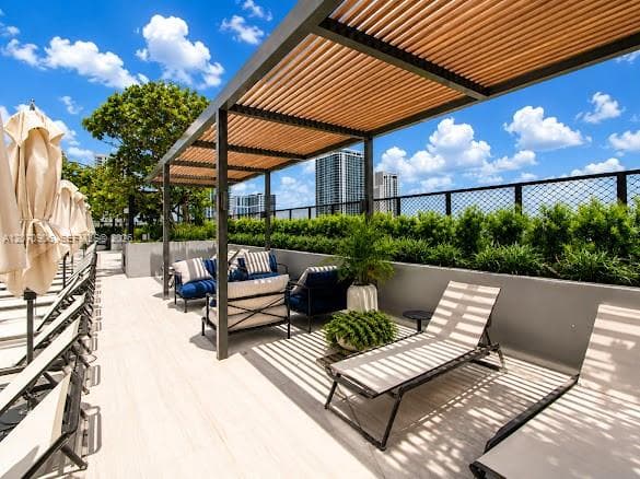 Casa Bella · #3401 in Miami - Photo 33