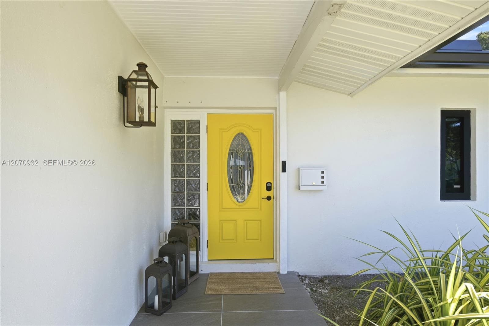 9780 Bel Aire Dr photo 5