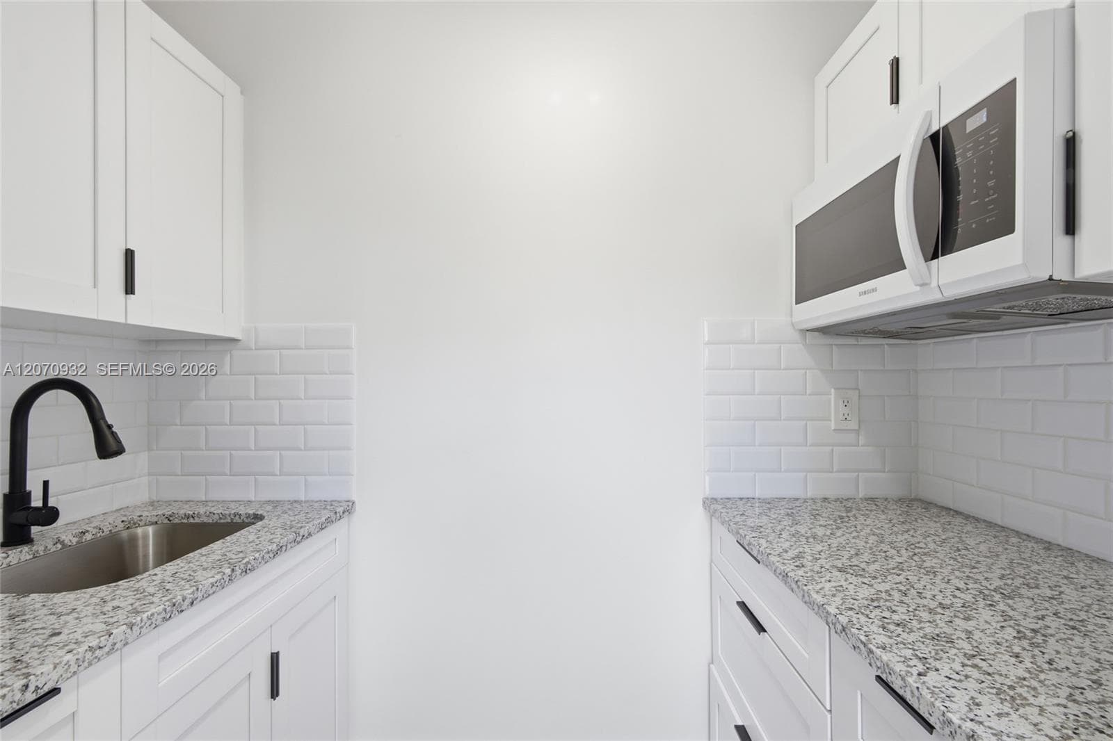 9780 Bel Aire Dr photo 33
