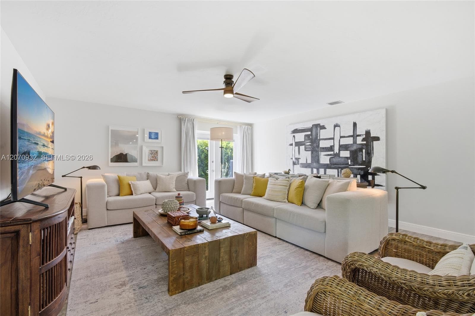 9780 Bel Aire Dr photo 11