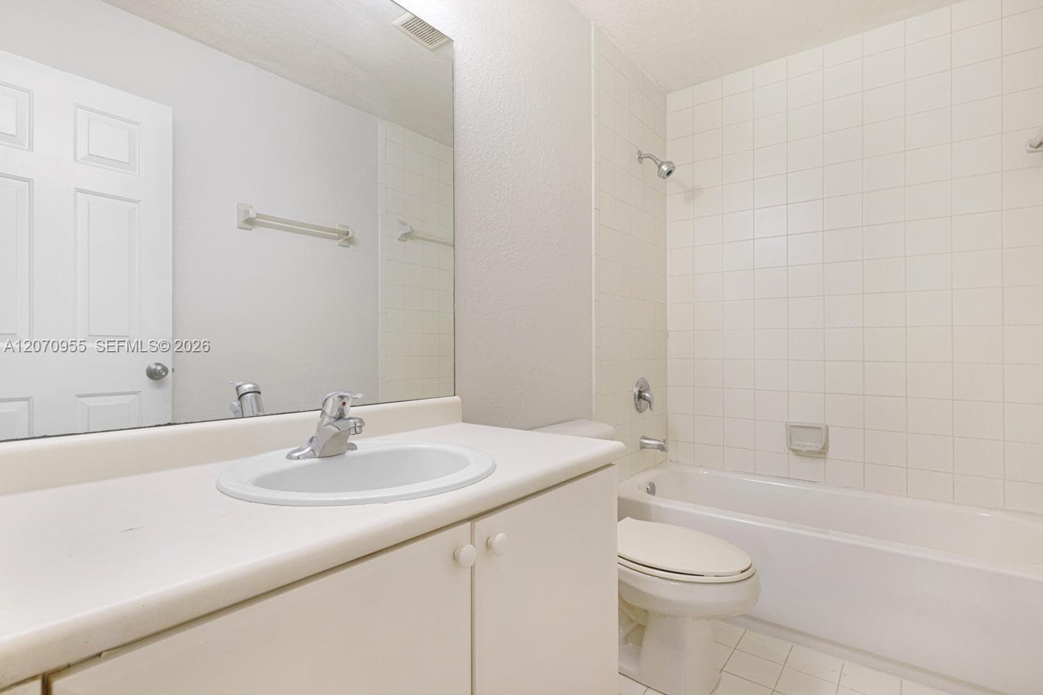 2828 SE 16th Ave #114 photo 13