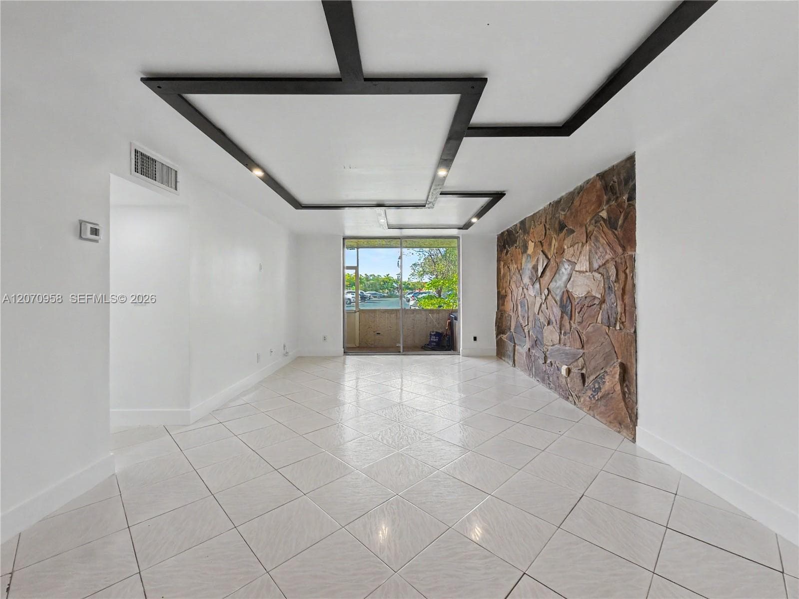 SUMMIT CHASE CONDO · #102 in Miami - Photo 1
