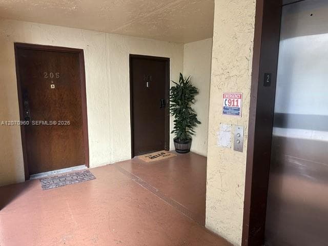 K205 Entry close to Elevator View