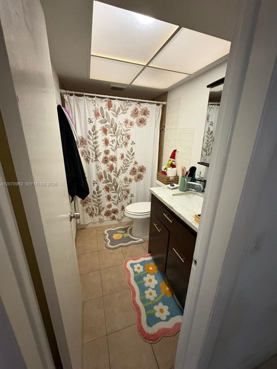 SUTTON HOUSE CONDO · #14 in North Miami - Photo 17