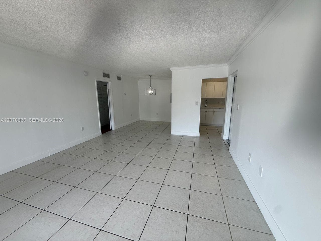 THE MEADOWS LAKE NORTH CO · #229B in Miami - Photo 7