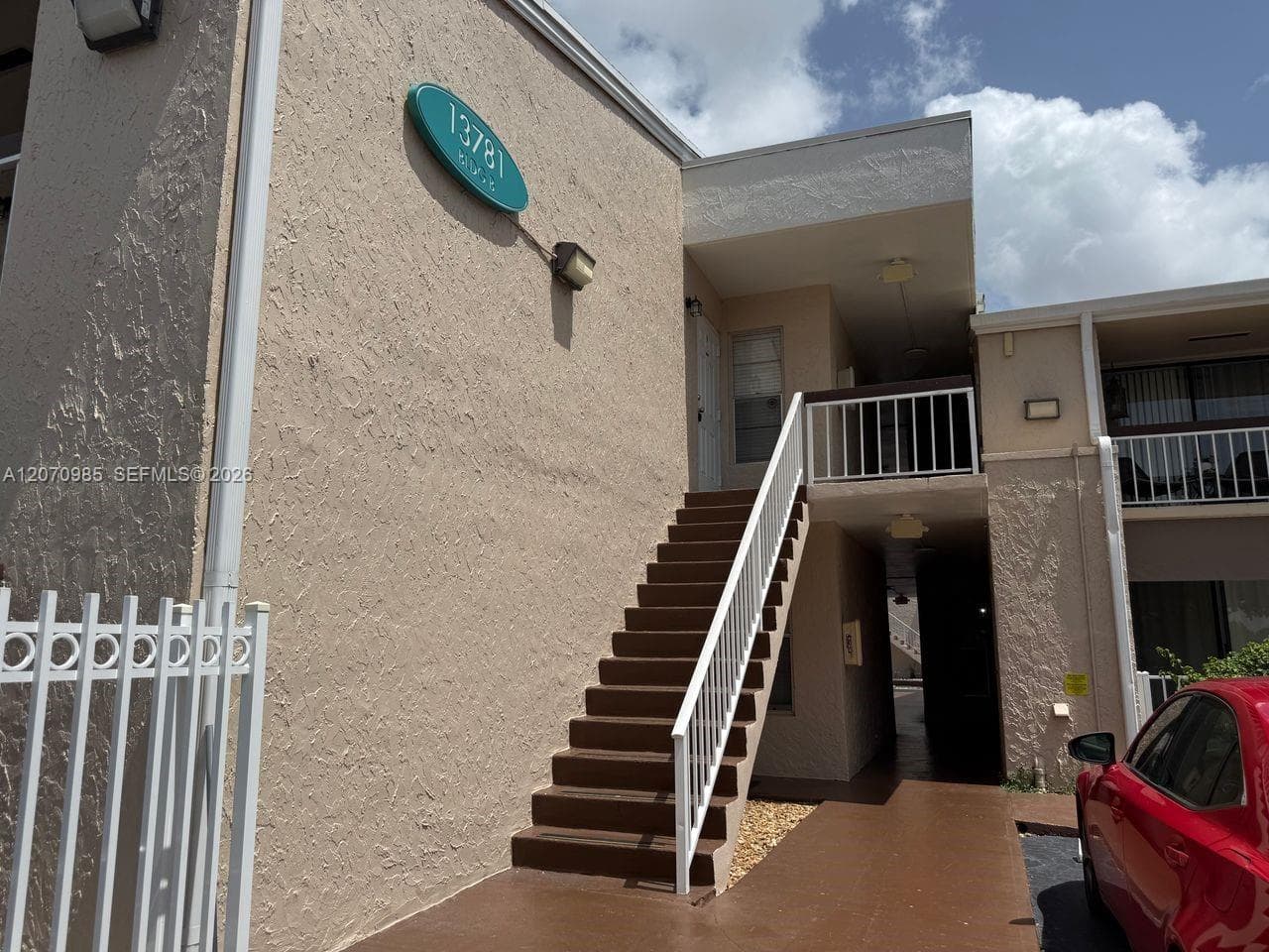 THE MEADOWS LAKE NORTH CO · #229B in Miami - Photo 4