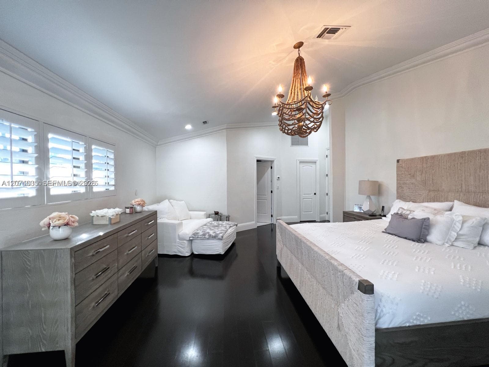 Bedroom #1