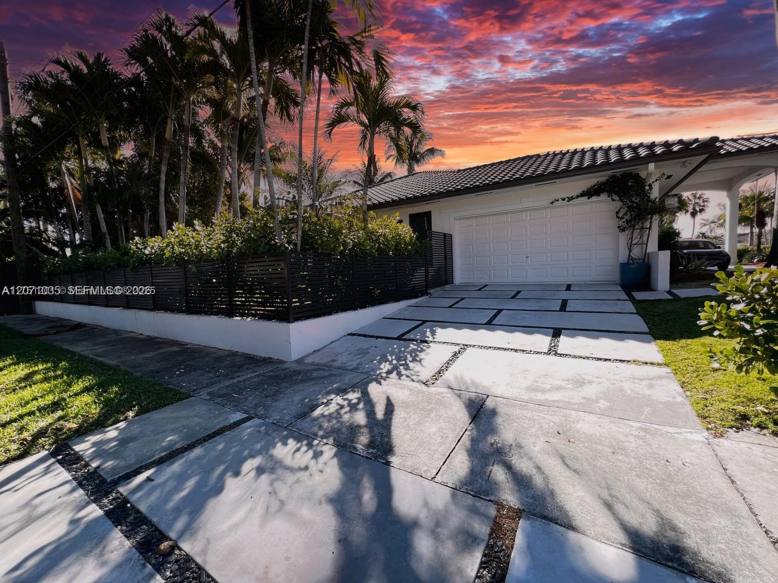 17615 SW 80th photo 5