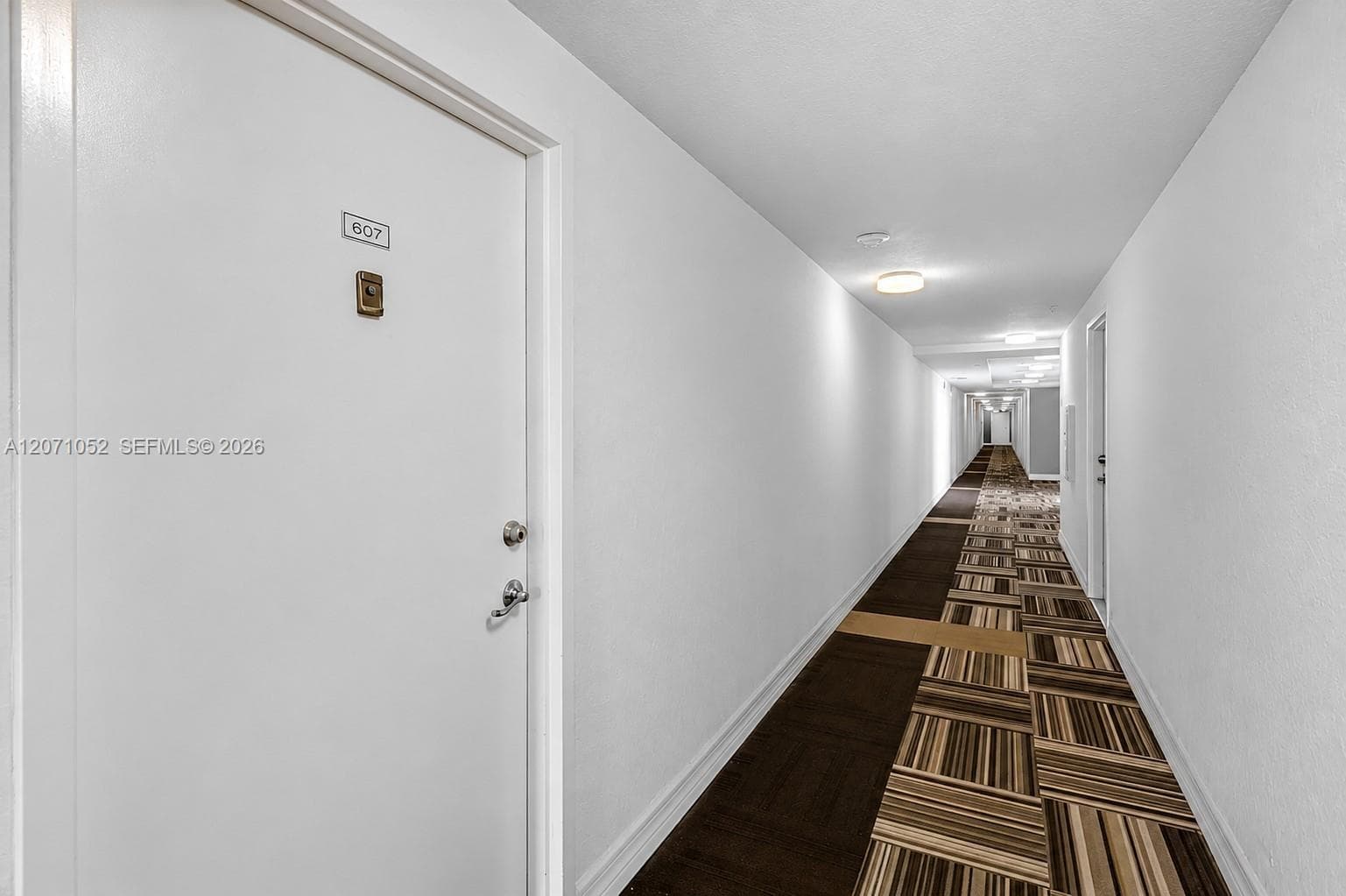 SEYBOLD POINTE CONDO · #607 in Miami - Photo 15