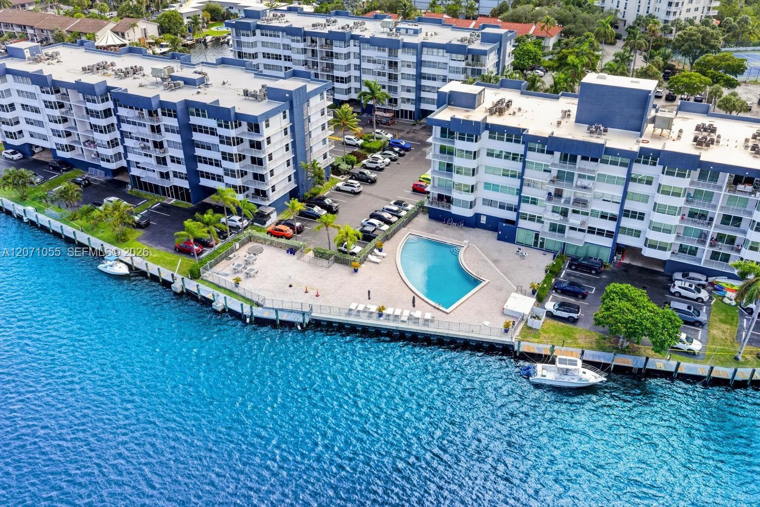 REEF WEST CONDO · #4E in North Miami Beach - Photo 32