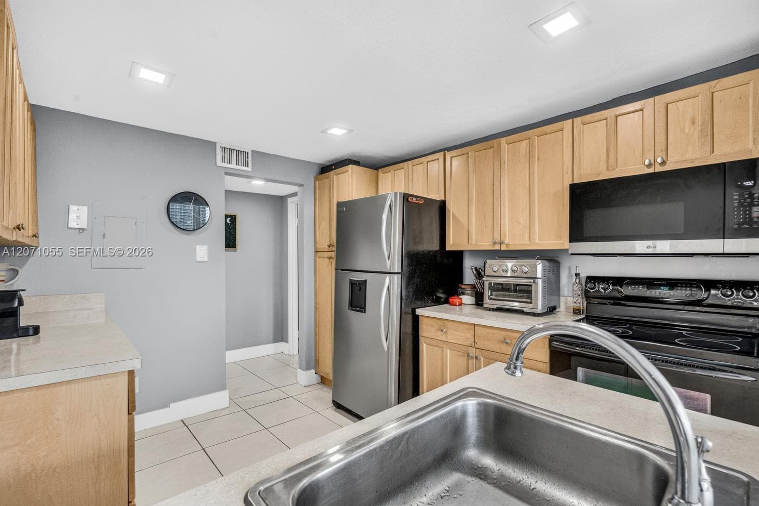 REEF WEST CONDO · #4E in North Miami Beach - Photo 15