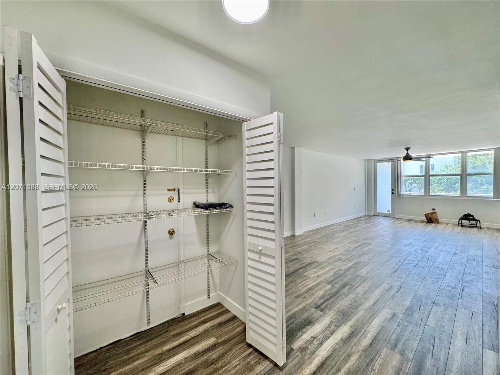JAMES CENTRAL TOWERS COND · #301 in Miami Beach - Photo 3