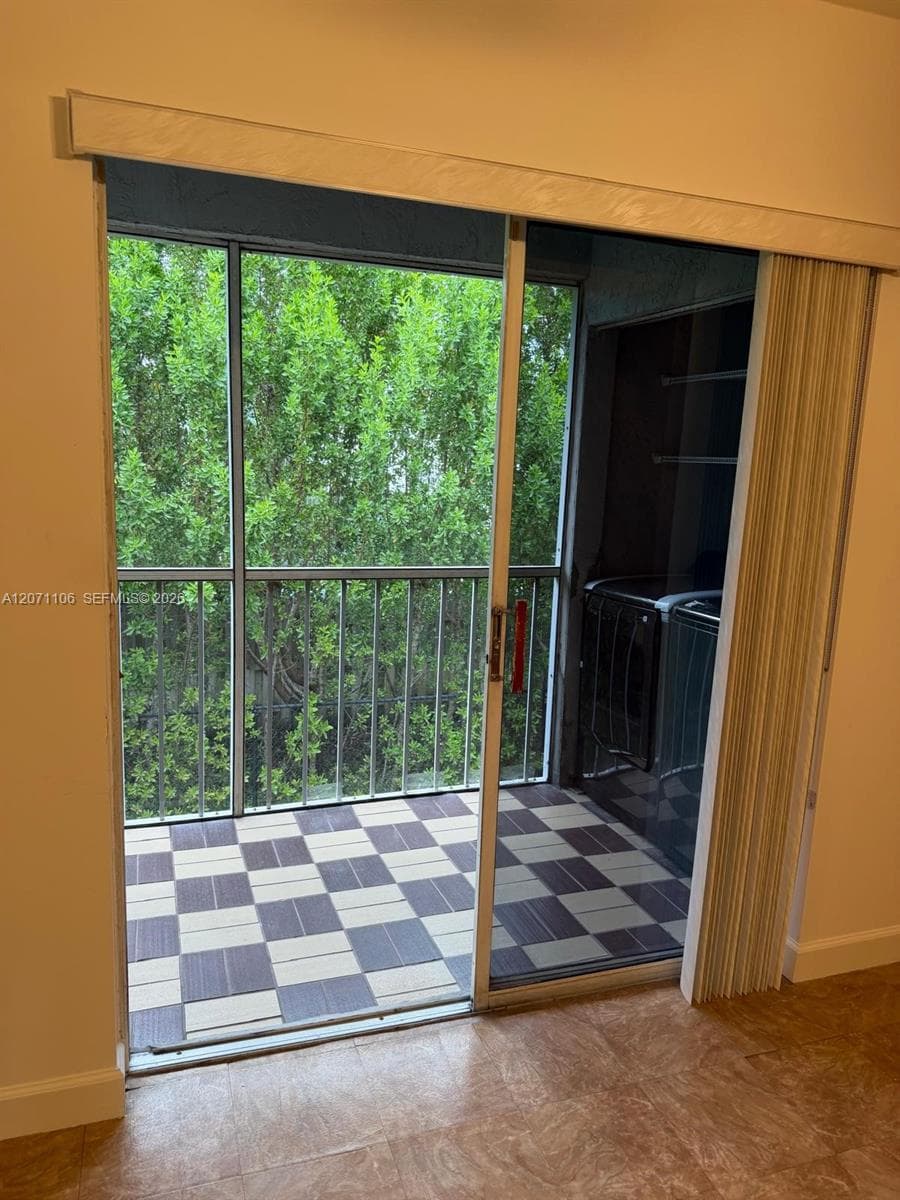 MONTEREY VILLAGE-ONE COND · #201-3 in Miami - Photo 26