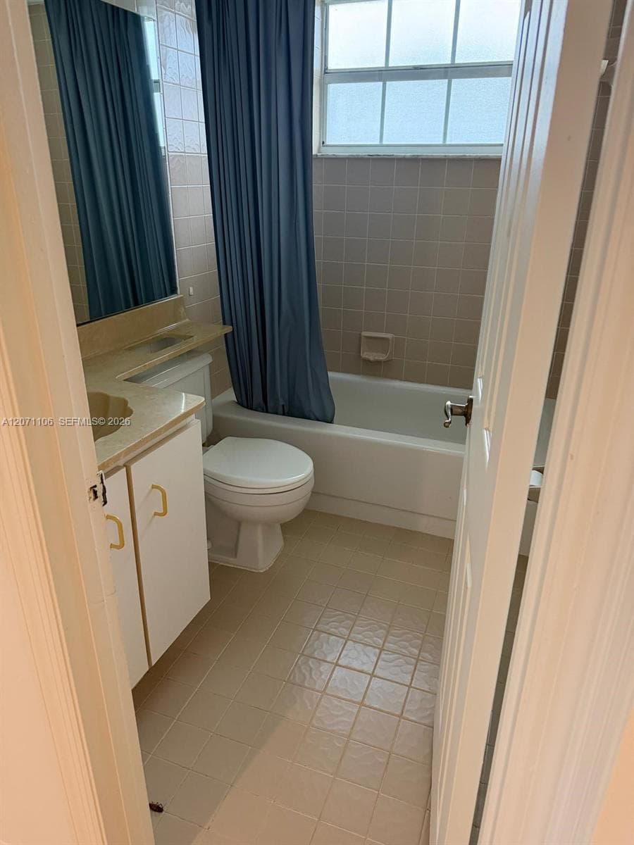 MONTEREY VILLAGE-ONE COND · #201-3 in Miami - Photo 14
