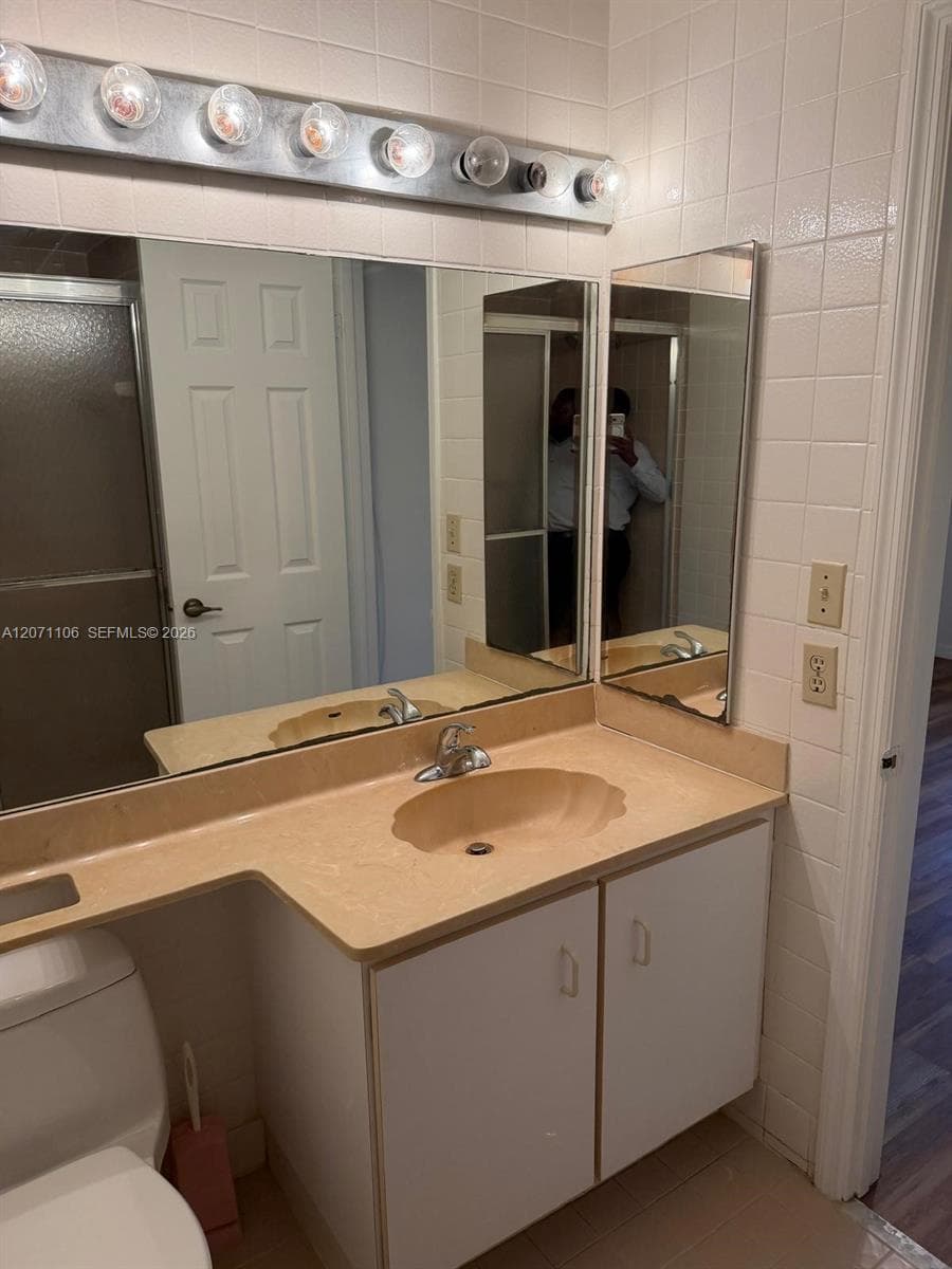 MONTEREY VILLAGE-ONE COND · #201-3 in Miami - Photo 31