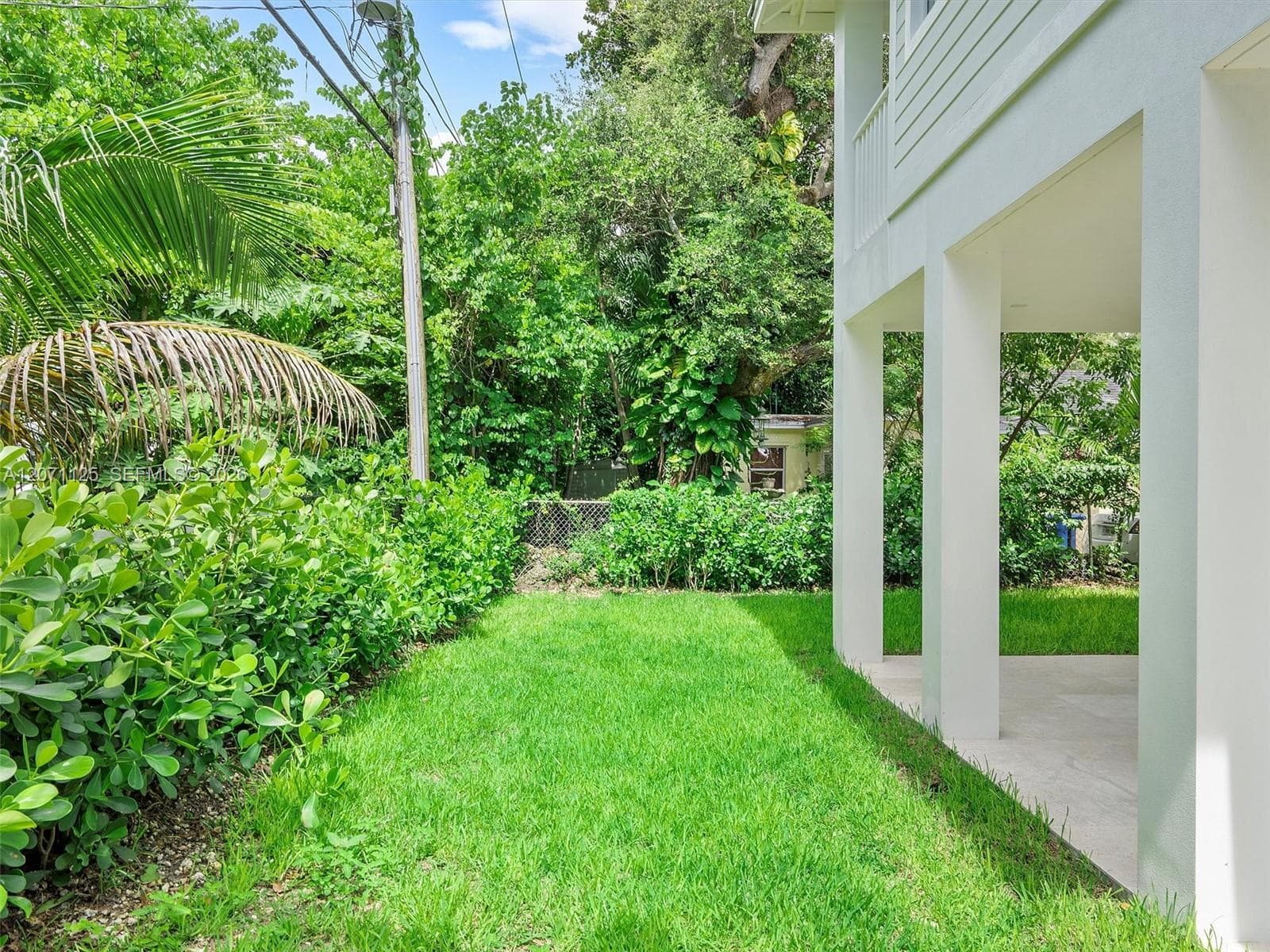 112 Florida Ave photo 38