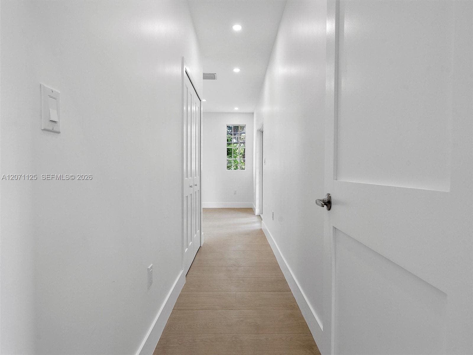 112 Florida Ave photo 15