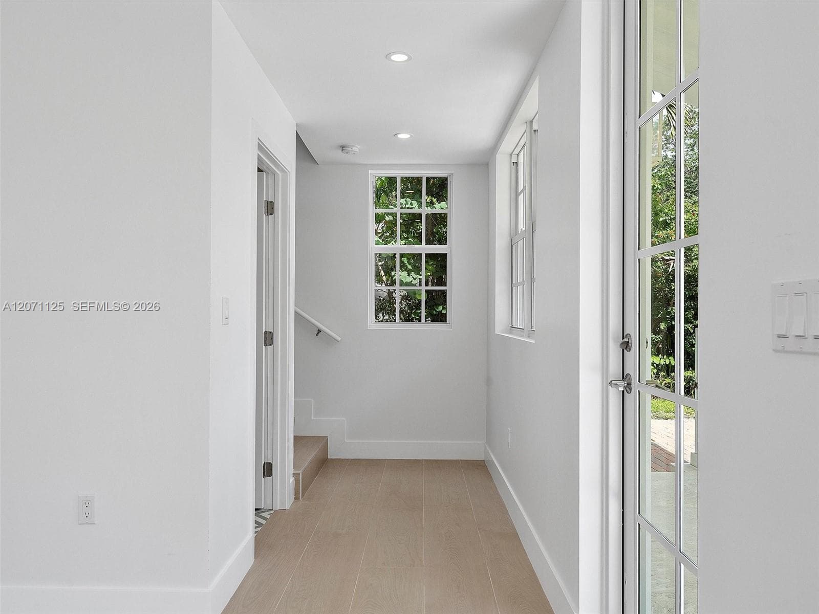 112 Florida Ave photo 11