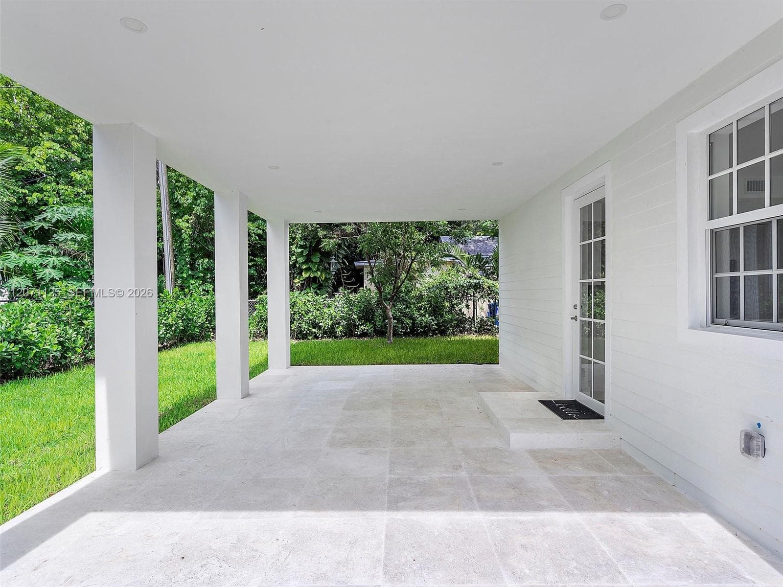 112 Florida Ave photo 35