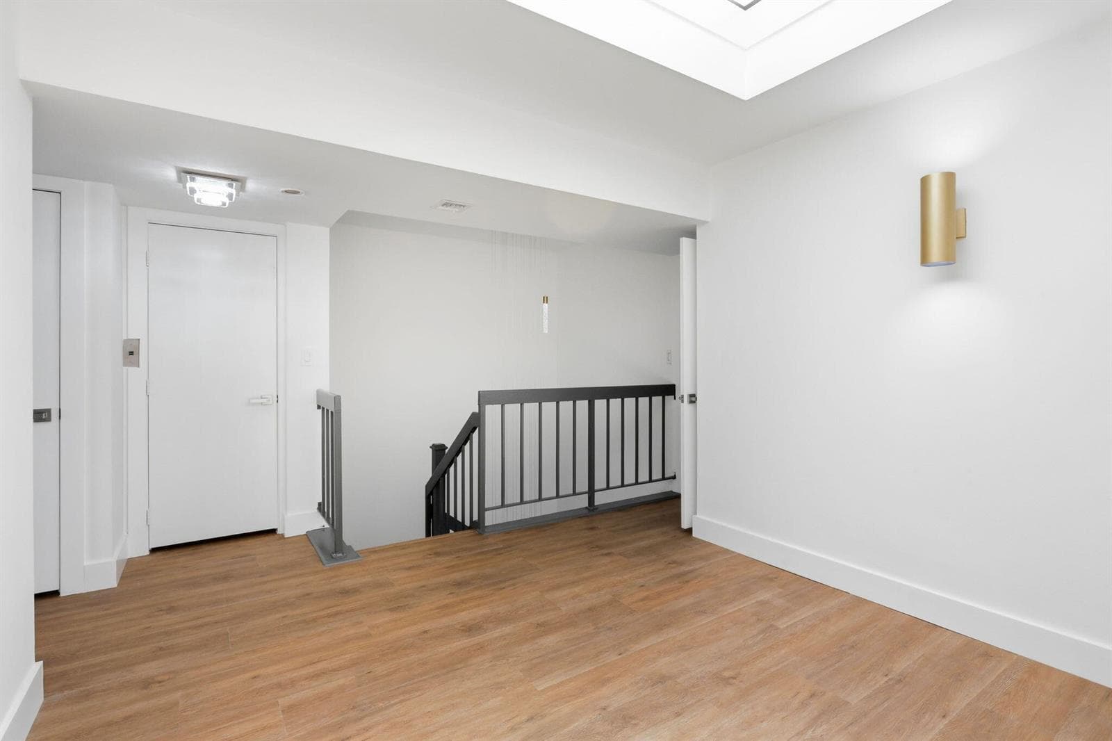3rd Floor Landing and loft