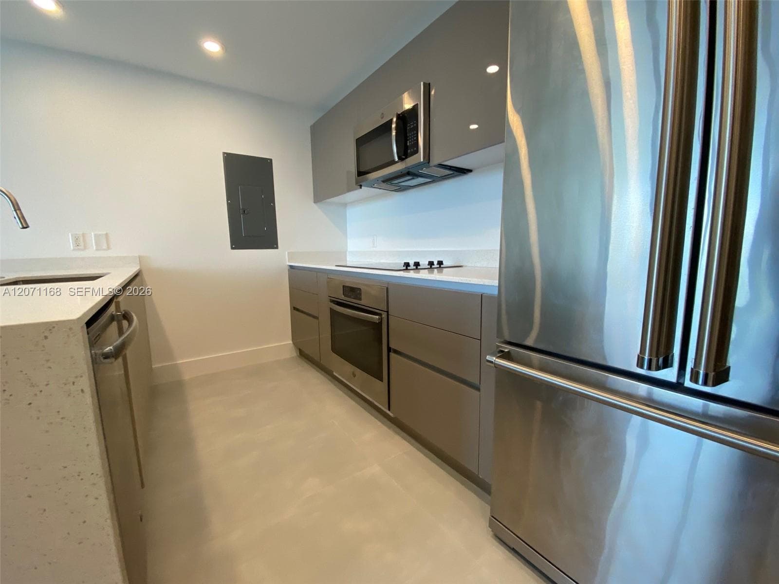 The Highlands Condo · #PH3 in North Miami Beach - Photo 12