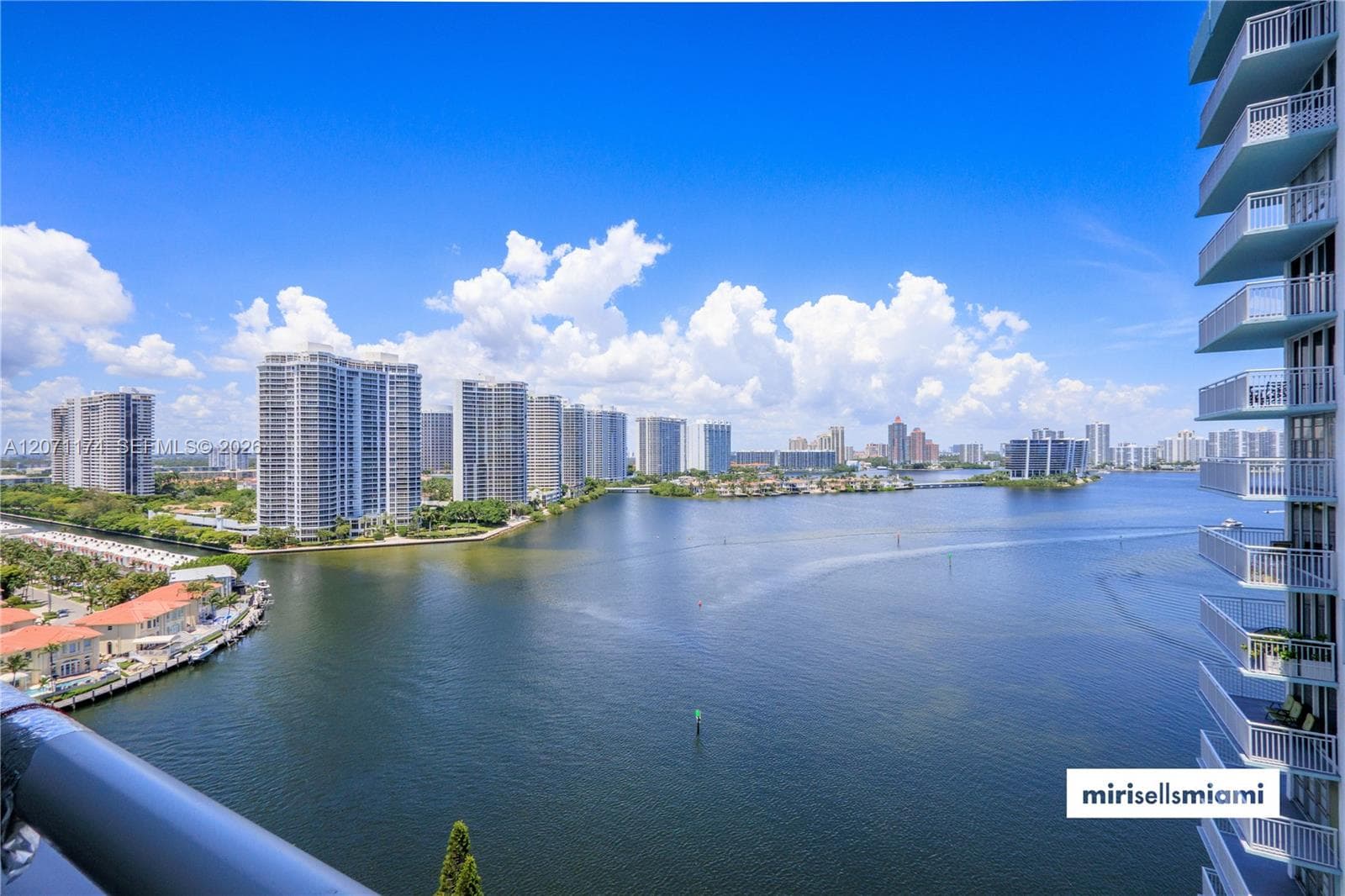 WINSTON TOWERS 500 · #1901 in Sunny Isles Beach - Photo 2