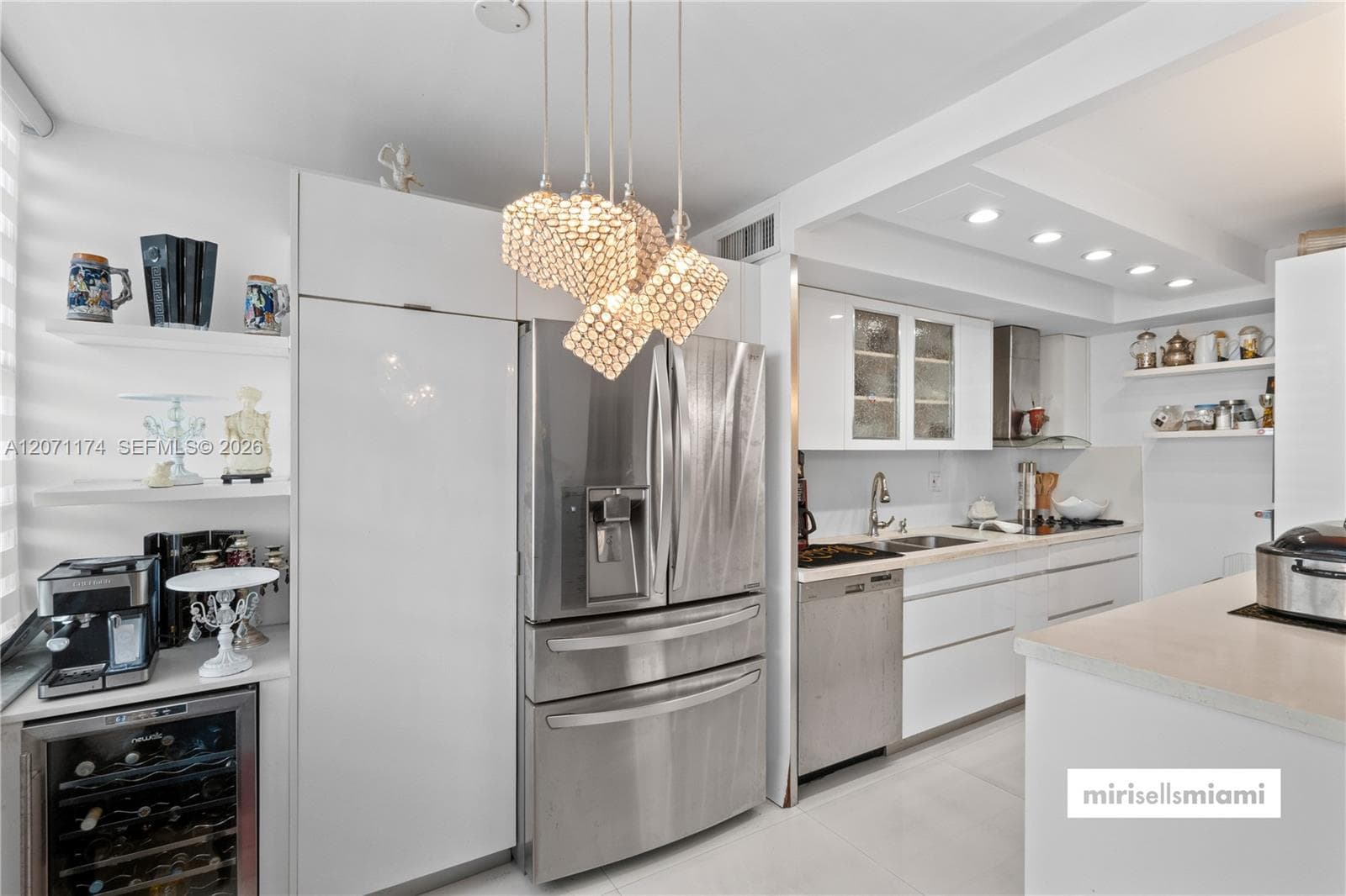 WINSTON TOWERS 500 · #1901 in Sunny Isles Beach - Photo 14